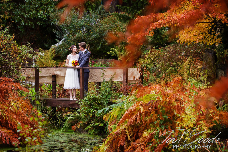 Wedding Photographer At The Birmingham Botanical Gardens Laura Tom